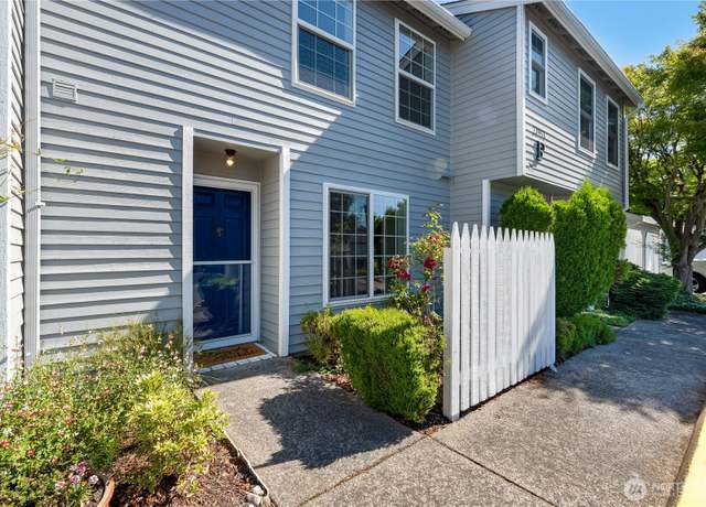 Property at 23953 58th Ct S Unit F3, Kent, WA 98032, 2 beds, 2.5 baths