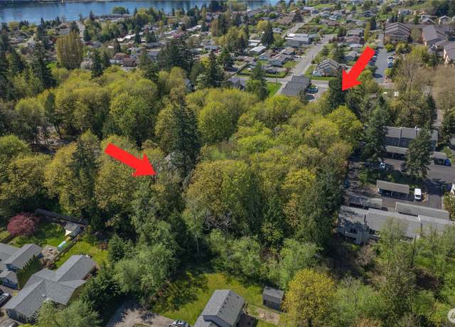 Property at 654 E 31st St, Bremerton, WA 98310