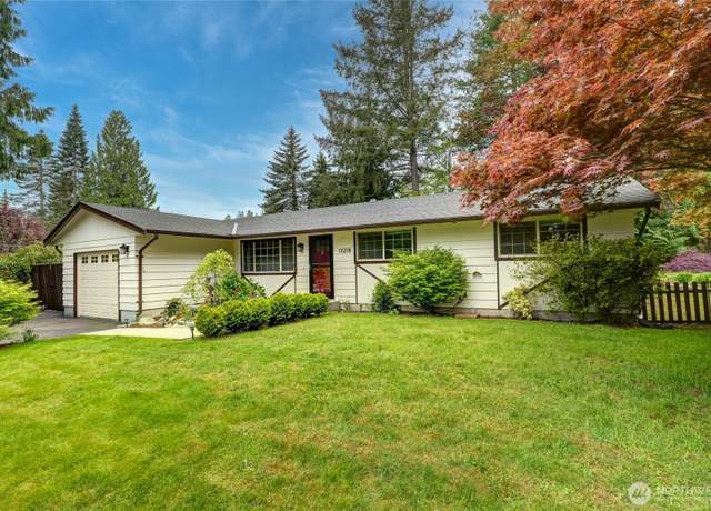 Property at 13218 208 Dr SE, Monroe, WA 98272, 3 beds, 1.5 baths