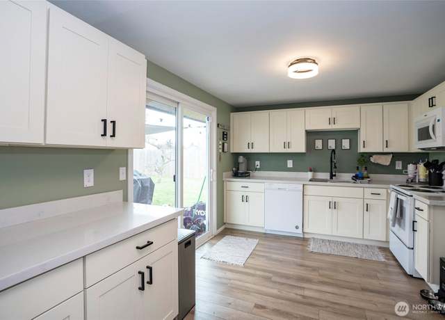 Property at 10103 Kline St SW, Lakewood, WA 98499, 2 beds, 1 bath