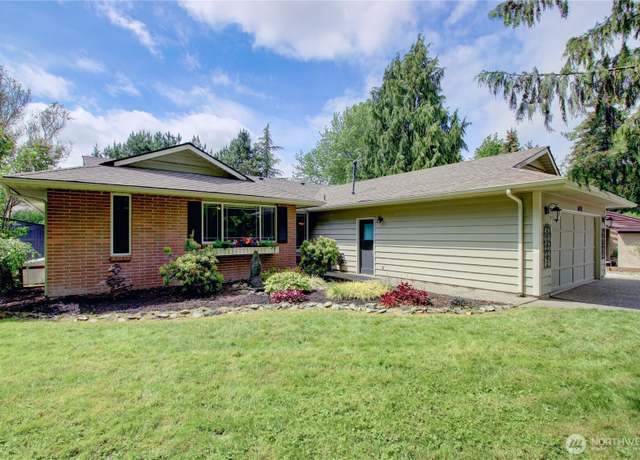 Property at 601 Upland Pl, Mount Vernon, WA 98273, 3 beds, 2.5 baths