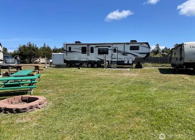 Property at 704 347th Pl, Ocean Park, WA 98640