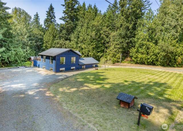 Property at 121 S 7th Ave, Port Hadlock, WA 98339, 4 beds, 2 baths
