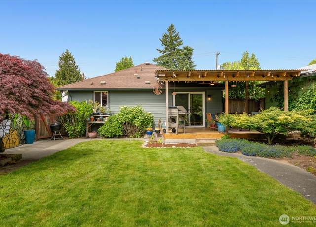 Property at 11008 2nd Ave S, Seattle, WA 98168, 2 beds, 1 bath