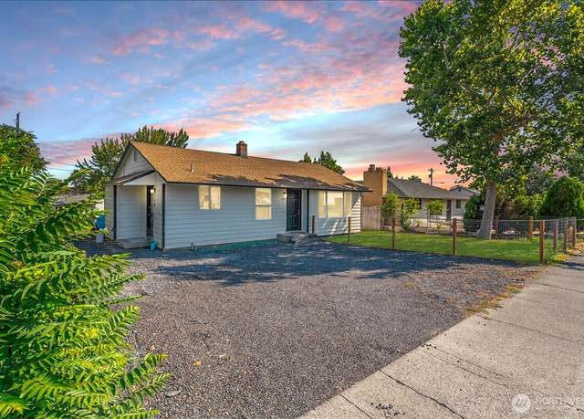 Property at 519 N Clark Rd, Moses Lake, WA 98837, 3 beds, 1 bath