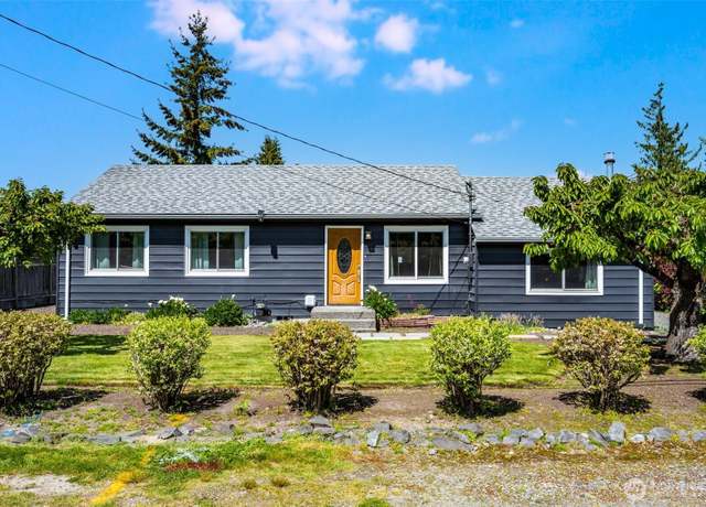 Property at 140 5th Ave SW, Pacific, WA 98047, 3 beds, 1.5 baths