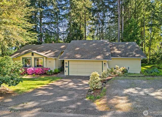 Property at 3912 Sutherland St, Gig Harbor, WA 98332, 4 beds, 2 baths