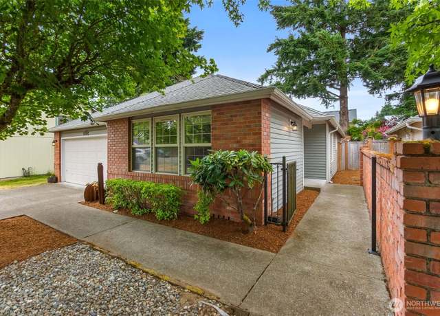 Property at 5285 Lake Hills St SE, Lacey, WA 98513, 3 beds, 2 baths