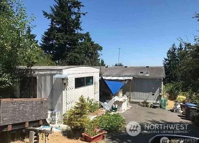 Property at 1912 1st Ave W, Bremerton, WA 98312, 3 beds, 2 baths