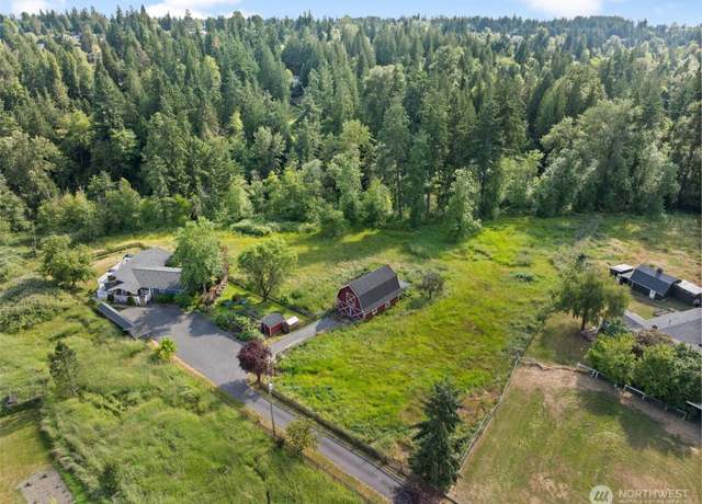 Property at 12012 County Line Rd E, Edgewood, WA 98372, 6 beds, 4 baths