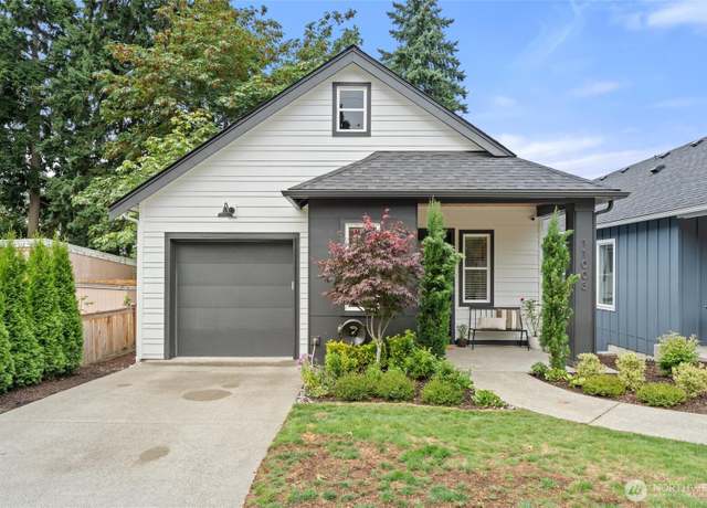 Property at 11003 126th Ave NE, Kirkland, WA 98033, 3 beds, 2.5 baths