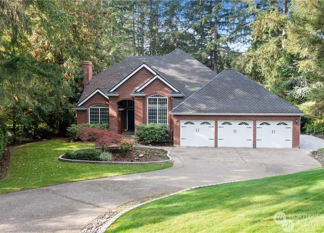 Property at 13204 Bracken Fern Dr NW, Gig Harbor, WA 98332, 3 beds, 2.5 baths