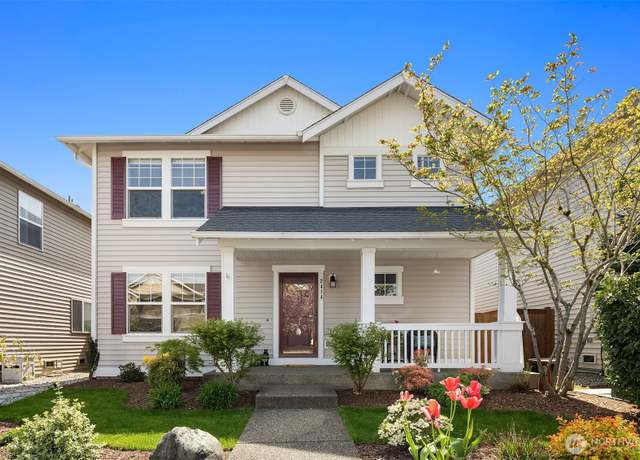 Property at 2414 118th Pl SE, Everett, WA 98208, 3 beds, 2.5 baths