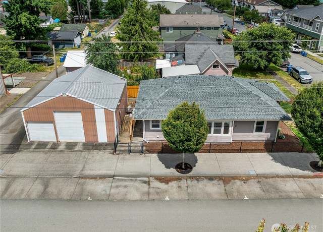 Property at 162 Charles St, Monroe, WA 98272, 2 beds, 2 baths