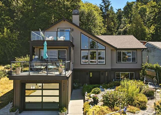 Property at 14433 Evergreen Way, Stanwood, WA 98292, 2 beds, 2.5 baths