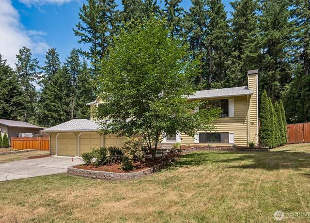 Property at 8524 46th Ct NE, Olympia, WA 98516, 3 beds, 3 baths