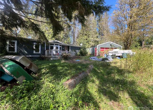 Property at 4819 E Lake Bosworth Dr, Snohomish, WA 98290, 3 beds, 2 baths