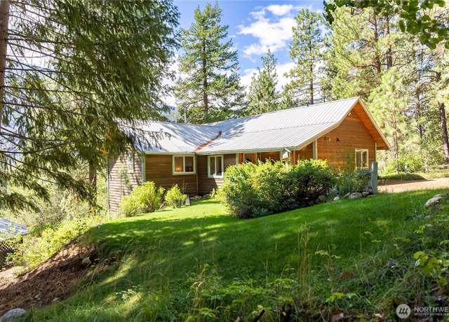 Property at 13 Sunflower Ln, Winthrop, WA 98862, 3 beds, 3 baths