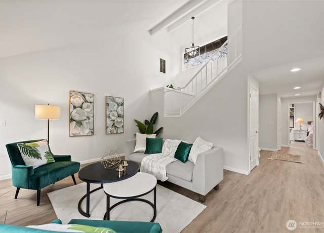 Property at 1606 159th Pl NE, Bellevue, WA 98008, 2 beds, 2 baths