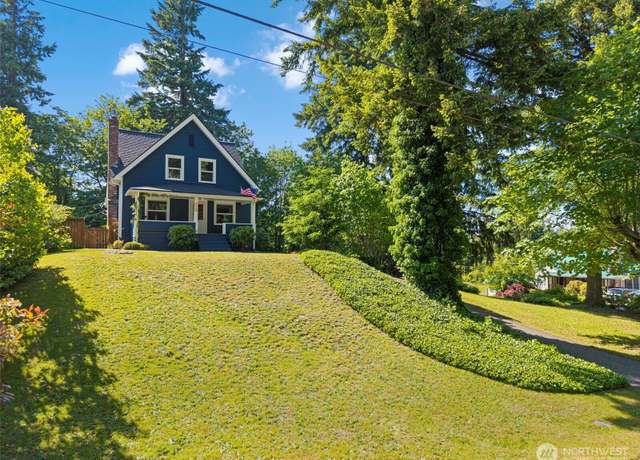 Property at 1010 Tacoma Ave, Port Orchard, WA 98366, 3 beds, 2 baths