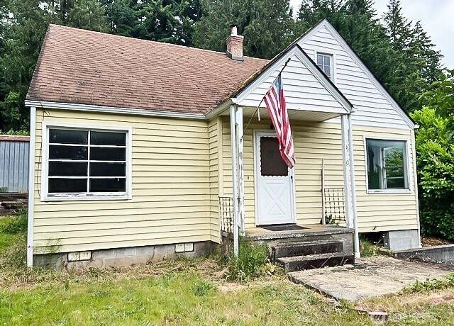 Property at 4140 Poplar Way, Longview, WA 98632, 3 beds, 1.5 baths