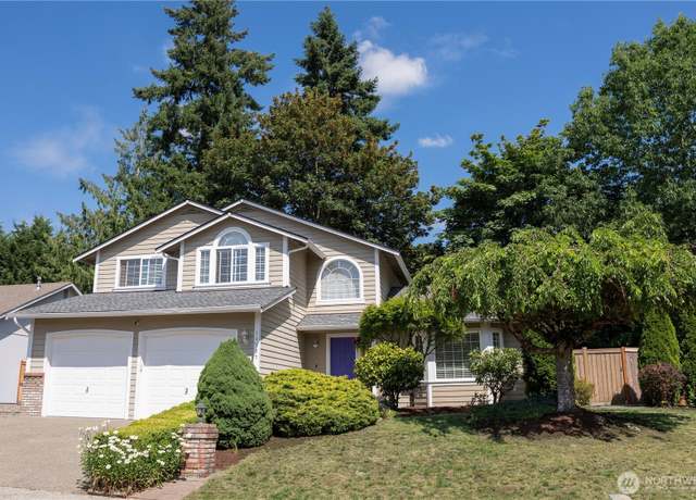 Property at 11727 123rd Avenue Ct E, Puyallup, WA 98374, 3 beds, 2.5 baths
