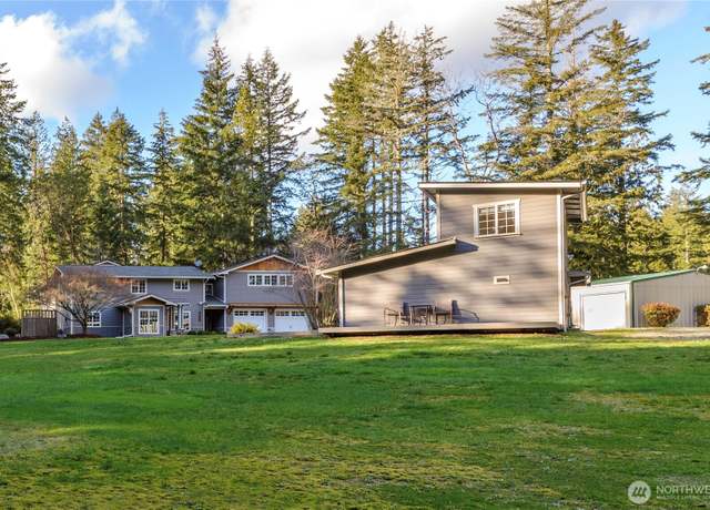 Property at 17206 -17210 141st St NW, Gig Harbor, WA 98329, 3 beds, 2.5 baths