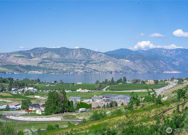 Property at 108 Hillcrest Pl, Chelan, WA 98816