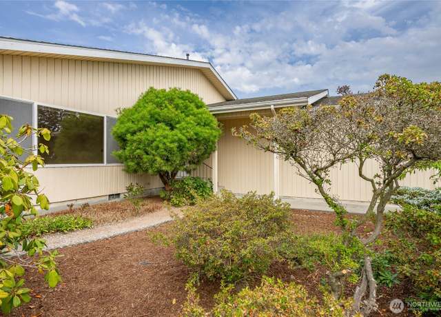 Property at 5502 Salish Rd, Blaine, WA 98230, 3 beds, 2.5 baths