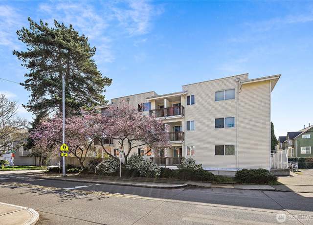 Property at 1215 N 90th N, Seattle, WA 98103, 13 beds, 14 baths