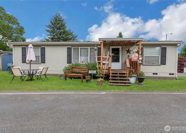 Property at 3314 S 96th St #110, Lakewood, WA 98499, 3 beds, 2 baths