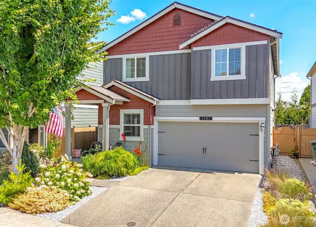 Property at 1201 27th St NW, Puyallup, WA 98371, 4 beds, 2.5 baths