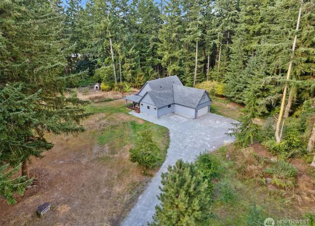 Property at 586 Cook Rd, Camano Island, WA 98282, 3 beds, 2.5 baths