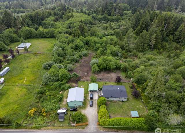 Property at 10419 Sandridge Rd, Long Beach, WA 98631, 3 beds, 2 baths