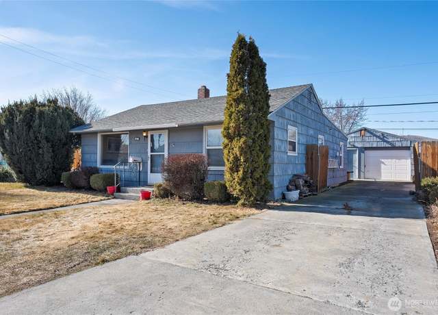 Property at 47 NE Ivy St, Ephrata, WA 98823, 4 beds, 2 baths