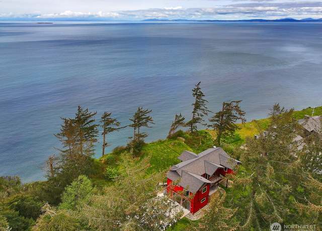 Property at 2265 West Beach Rd, Oak Harbor, WA 98277, 3 beds, 3 baths