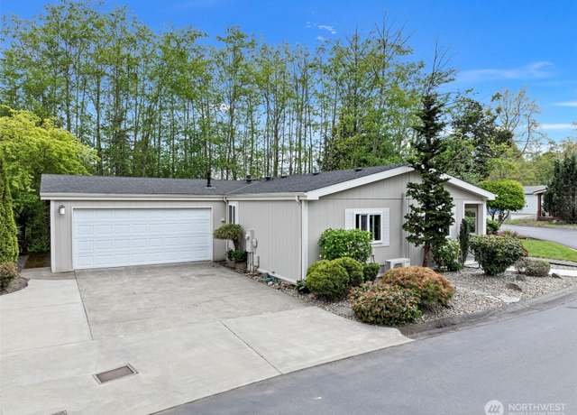 Property at 3520 Sylvan Pines Cir, Bremerton, WA 98310, 2 beds, 2 baths