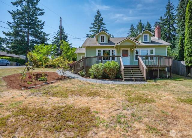 Property at 705 SW 158th St, Burien, WA 98166, 3 beds, 1 bath