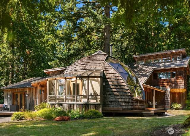 Property at 1320 161st Ave SE, Snohomish, WA 98290, 3 beds, 3 baths