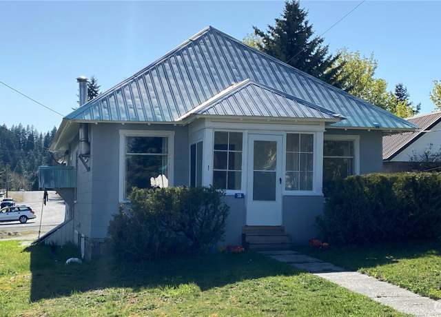 Property at 306 N A St, Roslyn, WA 98941, 3 beds, 1 bath