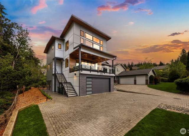 Property at 3015 Maynard Pl, Bellingham, WA 98226, 3 beds, 3.5 baths
