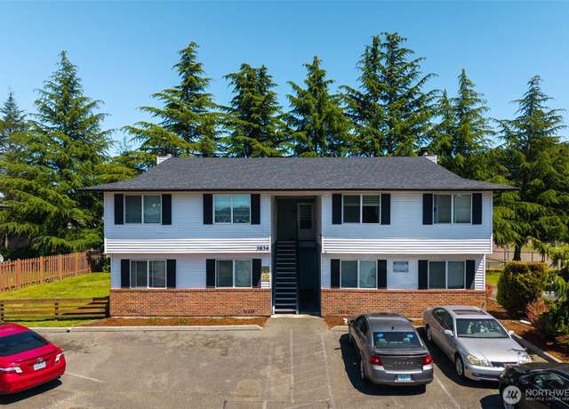Property at 3834 D Pl SE, Auburn, WA 98002, 8 beds, 4 baths