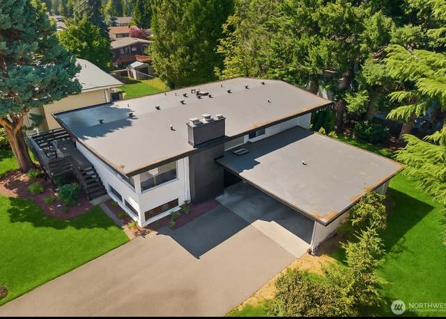 Property at 422 S 168th St, Burien, WA 98148, 5 beds, 3 baths