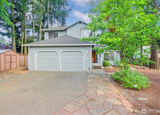 Property at 1742 N 122nd St, Seattle, WA 98133, 4 beds, 2.5 baths