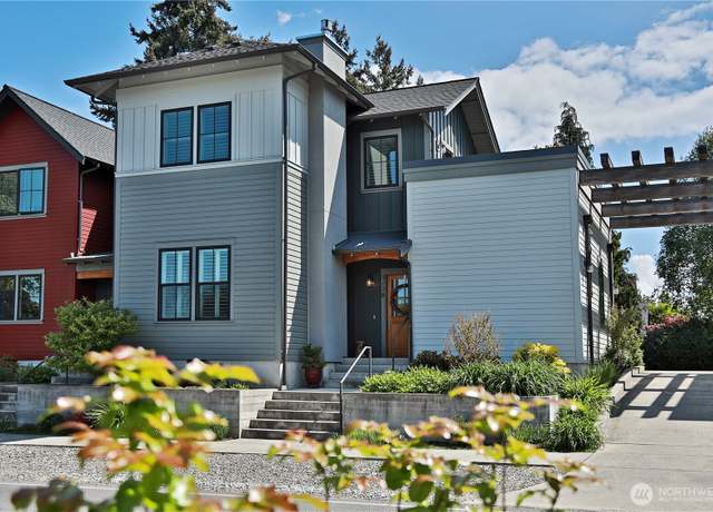 Property at 512 Cascade Ave Unit B, Langley, WA 98260, 2 beds, 2 baths