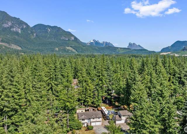 Property at 15725 Wallace Falls Loop Rd, Gold Bar, WA 98251, 3 beds, 3 baths