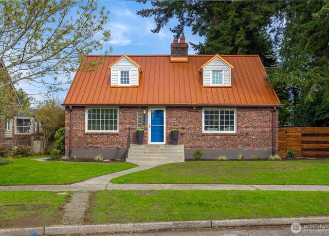Property at 801 S Madison St, Tacoma, WA 98405, 4 beds, 2.5 baths