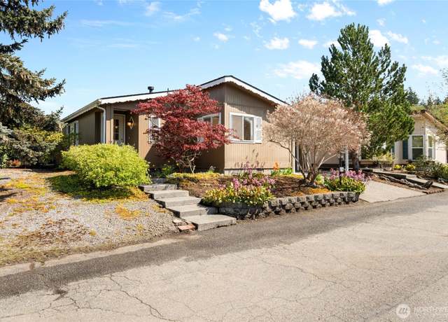 Property at 2015 24th St #64, Bellingham, WA 98225, 3 beds, 2 baths
