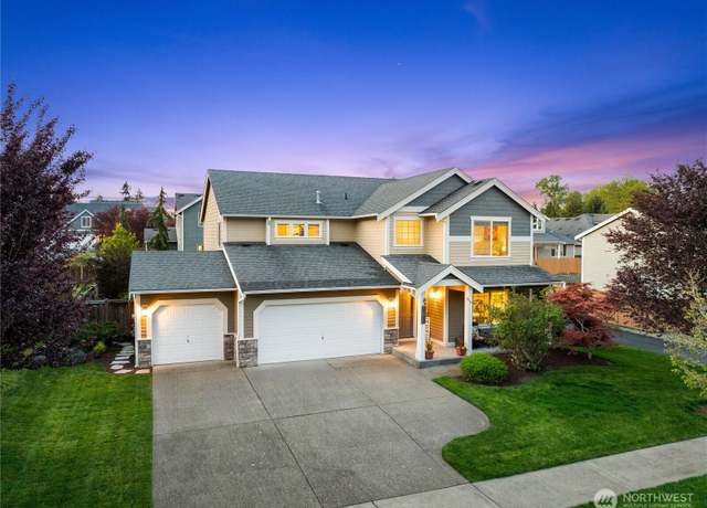 Property at 3104 SW 311th St, Federal Way, WA 98023, 4 beds, 2.5 baths