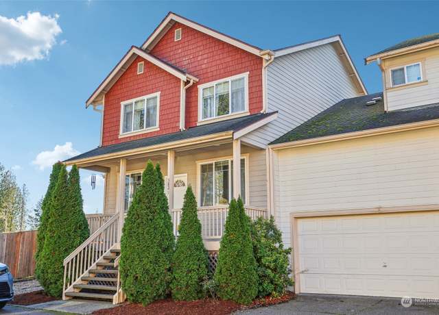 Property at 3821 NE 14th Pl, Renton, WA 98056, 4 beds, 2.5 baths